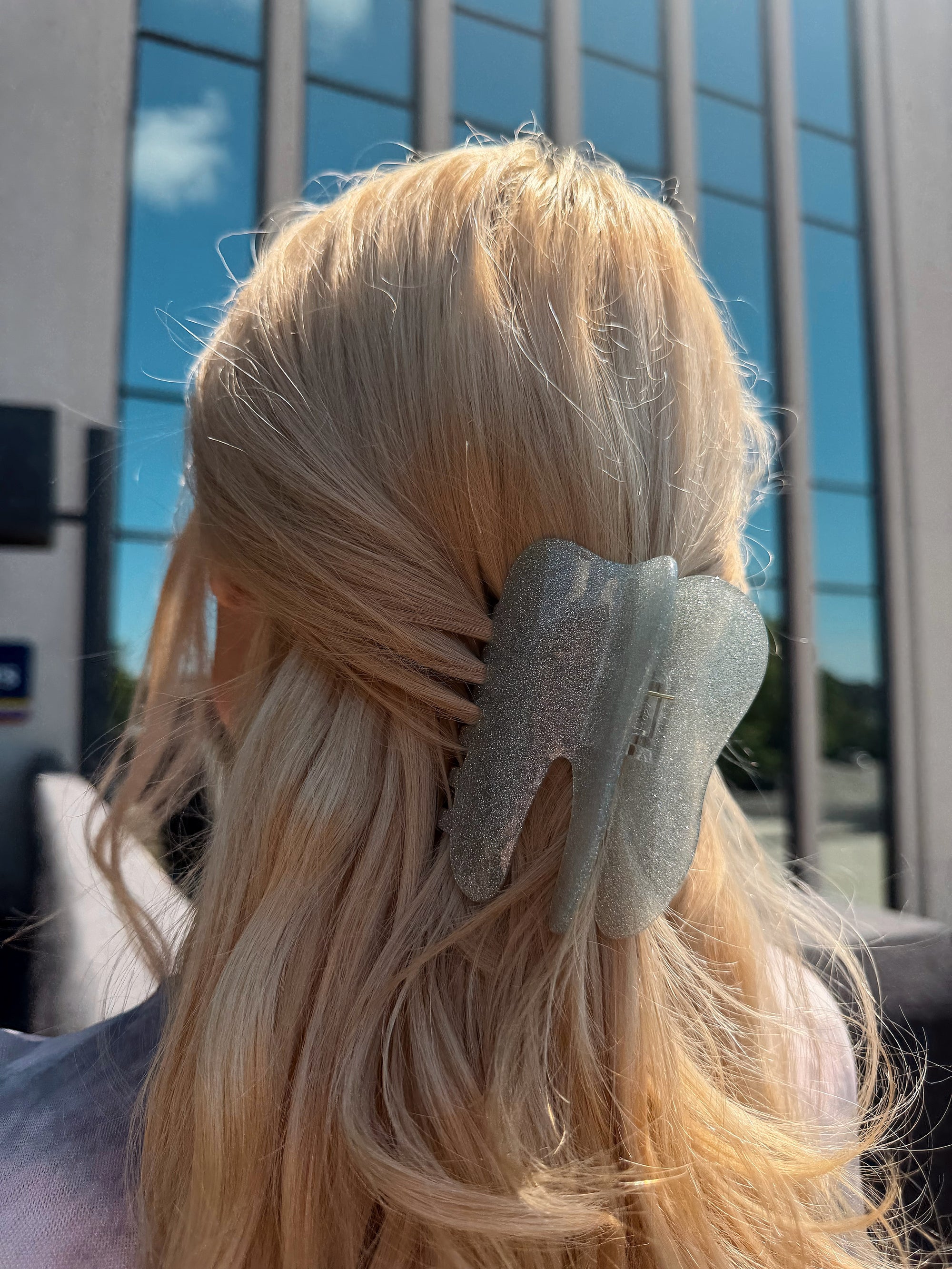 The Tooth Claw Hair Clip - Single