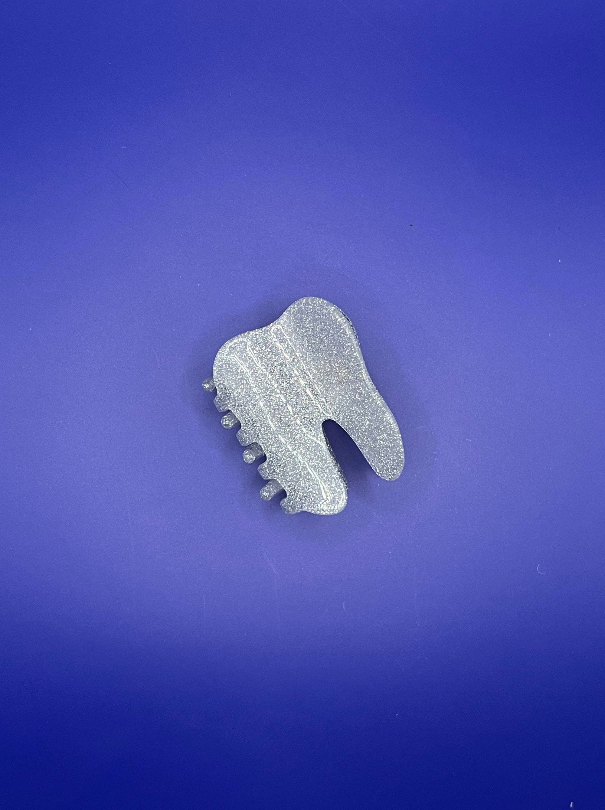 Sparkling Silver Tooth Claw Hair Clip Small